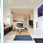 Mbird Riviera Flat 3 Estoril