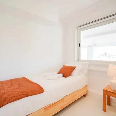 Mbird Riviera Flat 3 דירה *