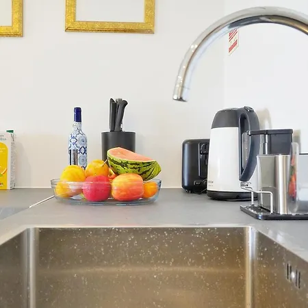 Mbird Riviera Flat 3 דירה