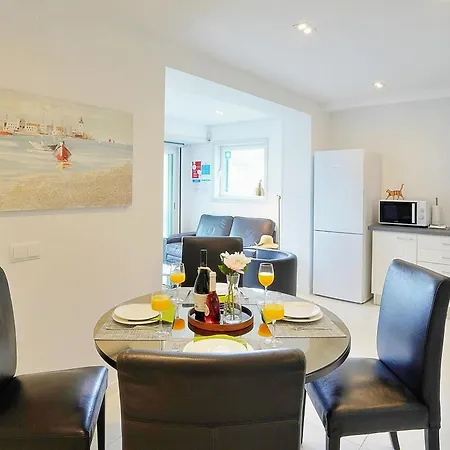 Mbird Riviera Flat 3 דירה