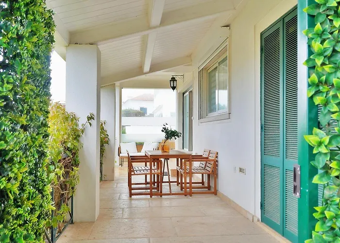 Mbird Riviera Flat 3 Estoril